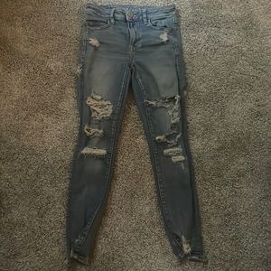 Jeans; light wash; American Eagle